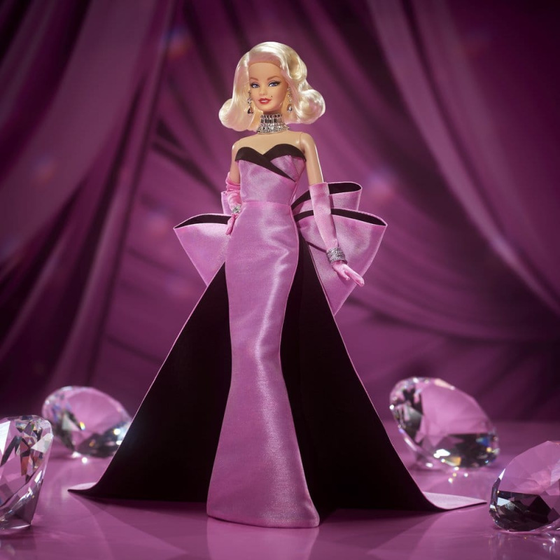 Barbie Signature Doll Marilyn Monroe 6