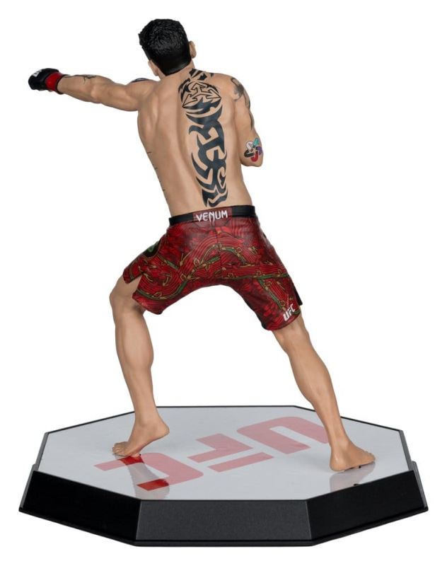 UFC Posed PVC Statue Brandon Moreno 16 cm 3