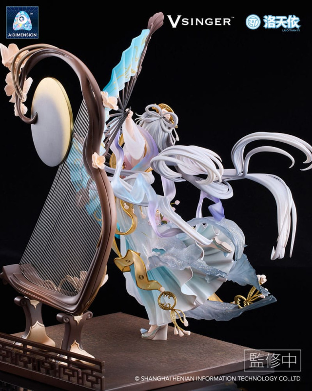 Vsinger PVC Statue 1/7 Vsinger Luo Tianyi The Flowing Moonlight 31 cm 7