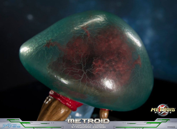 Metroid Prime PVC Figure Metroid (Standard) (Glow in the Dark) 21 cm 13