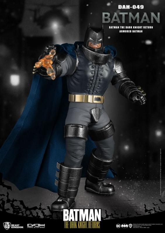 Batman The Dark Knight Returns: Armored Batman 1/9 Action Figure - BKT