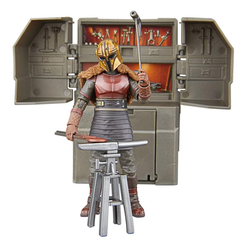 Star Wars The Mandalorian Vintage Collection The Armorer's Forge with The Armorer (Lakeside Covert W 3