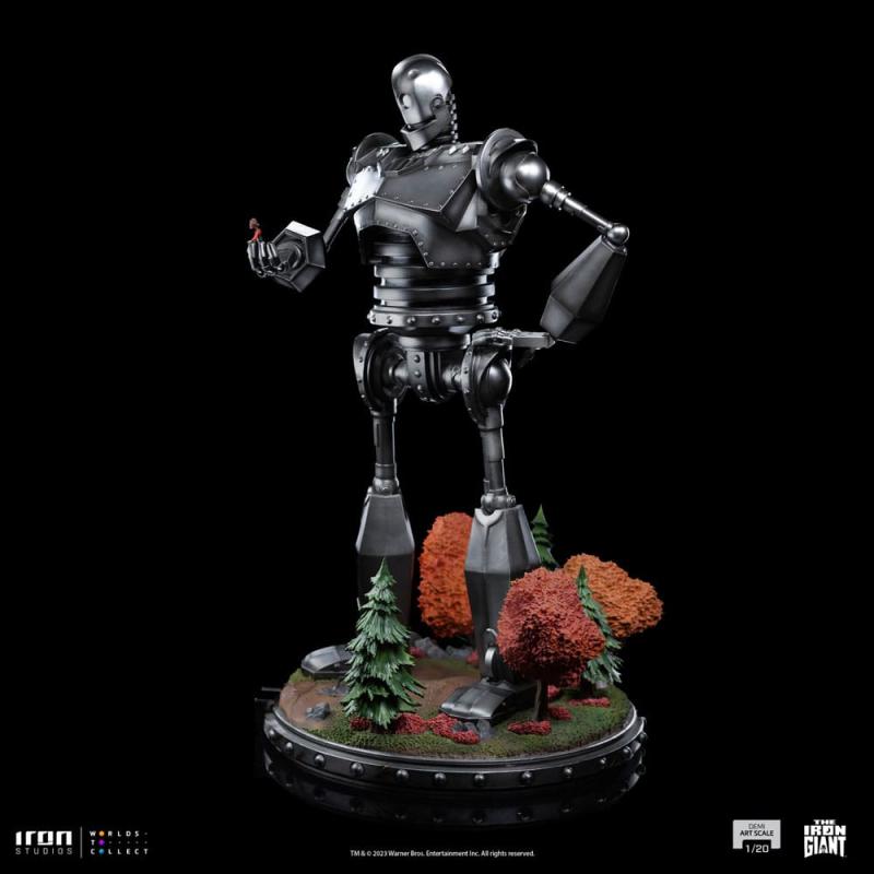 The Iron Giant: Iron Giant & Hogarth Hughes 1/20 Demi Art Scale Statue - Iron Studios