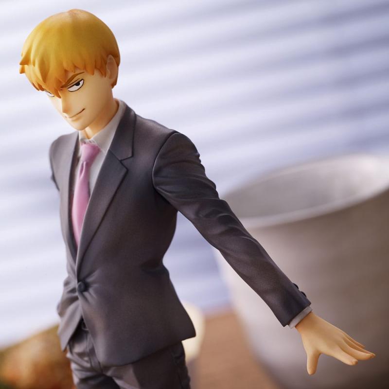 Mob Psycho 100 III Statue PVC Reigen Arataka Resale 24 18 cm