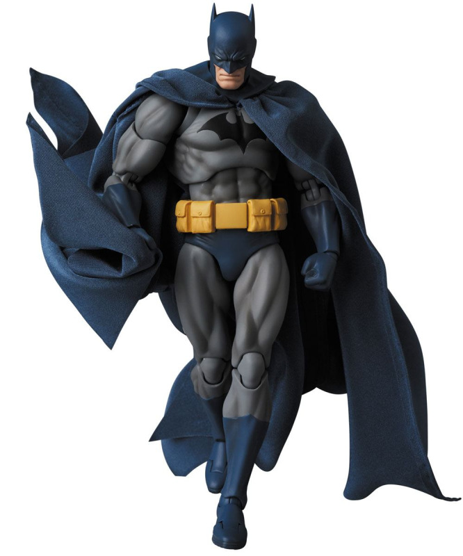 DC Comics MAFEX Action Figure Batman Hush Ver. (Reproduction) 16 cm