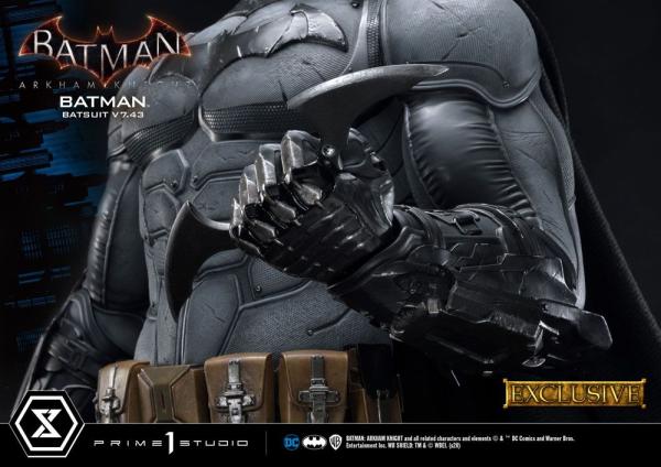 Batman Arkham Knight 1/3 Statue Batman Batsuit v7.43 Exclusive Version 86 cm