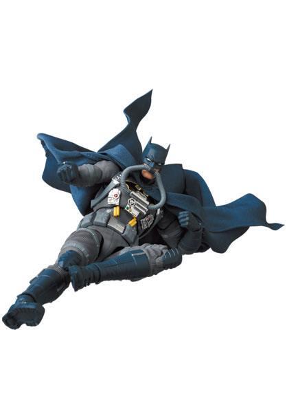 Batman Hush: Stealth Jumper Batman 16 cm MAF EX Action Figure - Medicom