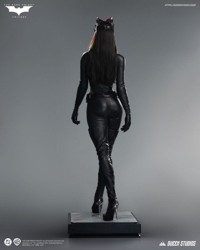 The Dark Knight Rises Statue 1/1 Catwoman 200 cm 2