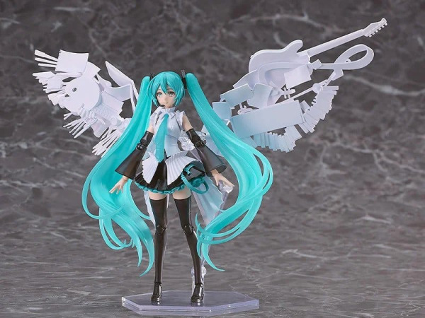 Character Vocal Series 01: Hatsune Miku Plamatea Plastic Model Happy 16th Birthday Ver. 16 cm