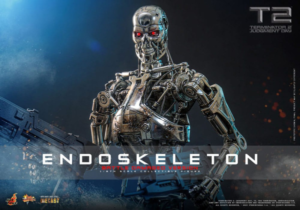 Terminator 2: Judgment Day Movie Masterpiece Action Figure 1/6 Endoskeleton (Battle Damaged Version) 1