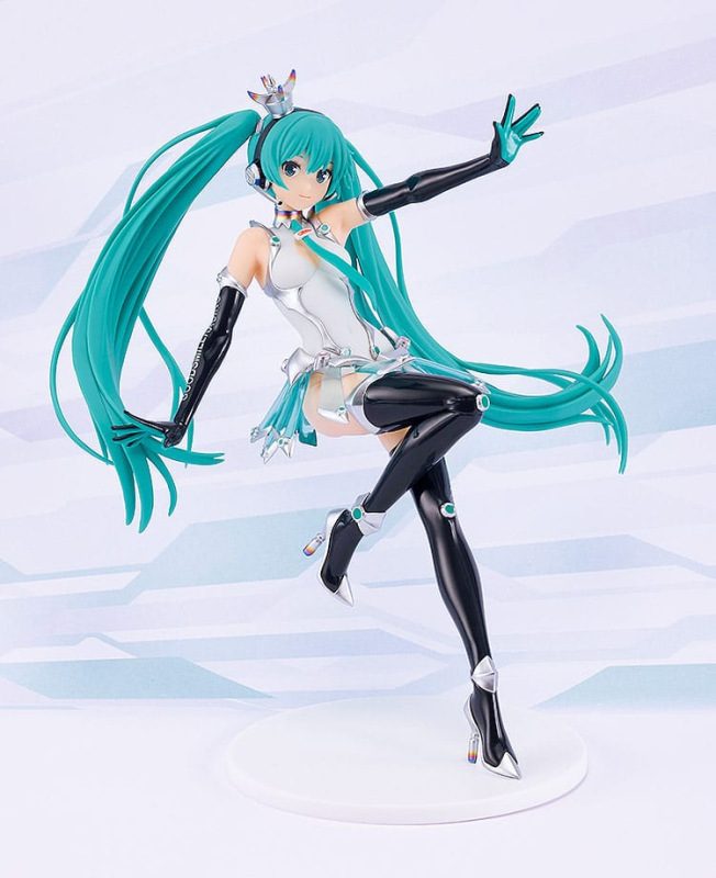 Hatsune Miku GT Project Plastic Model Kit Reincarnation Racing Miku: 2013 Ver. 19 cm 1