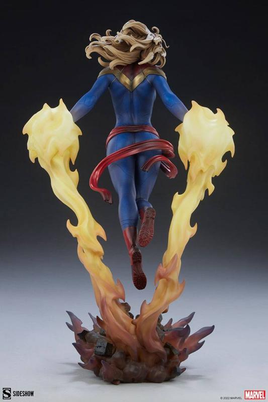 Marvel Premium Format Statue Captain Marvel 60 cm