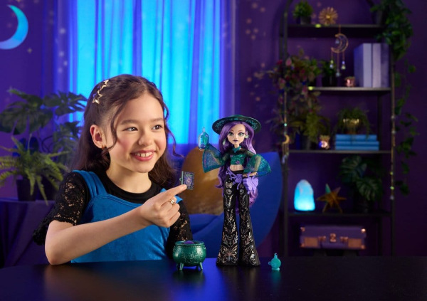 Monster High Moonspell Magic Doll Willow Thorne 1