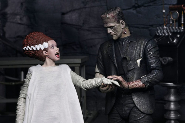 Universal Monsters Action Figures 2-Pack Bride of Frankenstein 90th Anniversary The Monster & His Ma 12