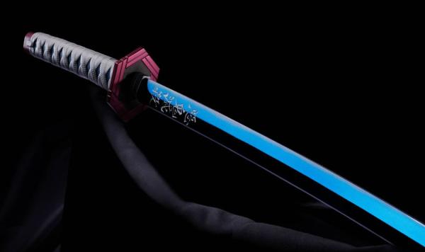 Demon Slayer: Kimetsu no Yaiba Proplica Replica 1/1 Nichirin Sword (Giyu Tomioka) 95 cm 3