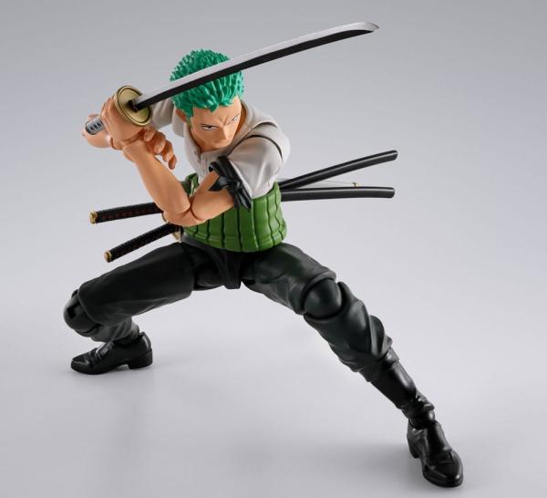 One Piece S.H.Figuarts Action Figure Roronoa Zoro Romance Dawn Ver. 15 cm