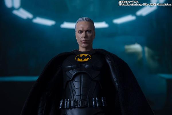 The Flash: Batman 15 cm S.H. Figuarts Action Figure - Bandai Tamashii
