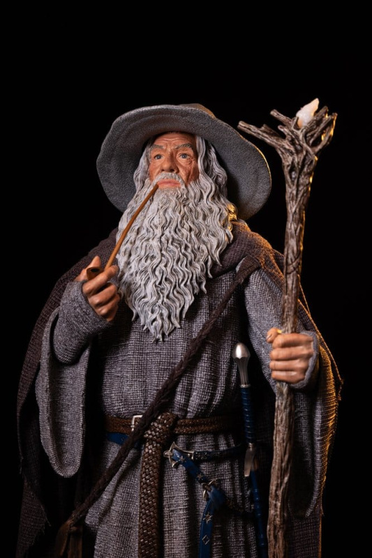 Lord of the Rings Life-Size Statue Gandalf 215 cm 1