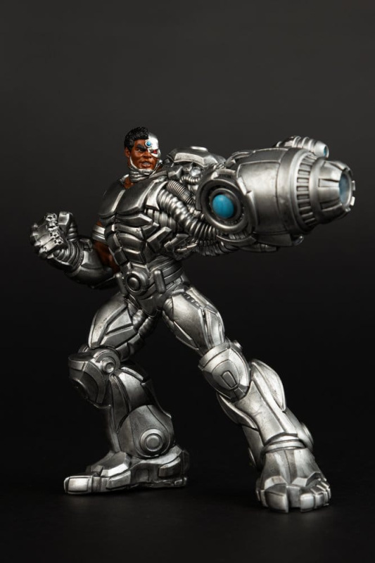 DC Direct Collector Vinyl Statue Cyborg 12 cm 9