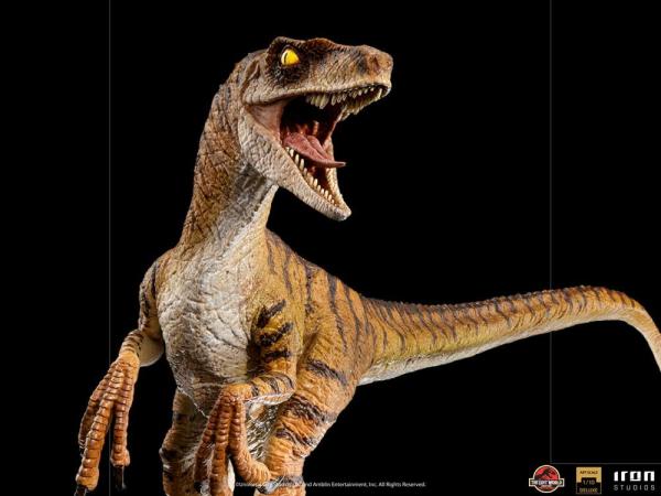 Jurassic World The Lost World: Velociraptor 1/10 Deluxe Art Scale Statue - Iron Studios