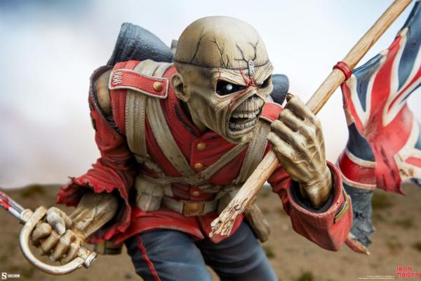 Iron Maiden: Eddie The Trooper 48 cm Premium Format Statue - Sideshow Collectibles