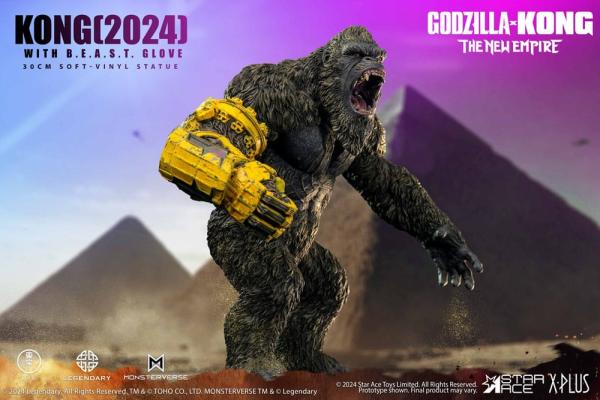 Godzilla vs. Kong: The New Empire Soft Vinyl Statue Kong with B.E.A.S.T. Glove 30 cm 10