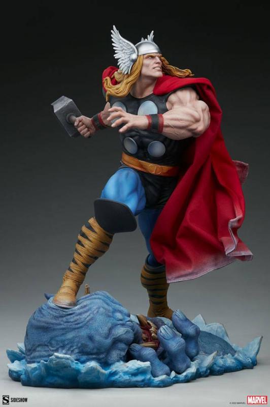 Marvel: Thor 1/4 Premium Format Statue - Sideshow Collectibles