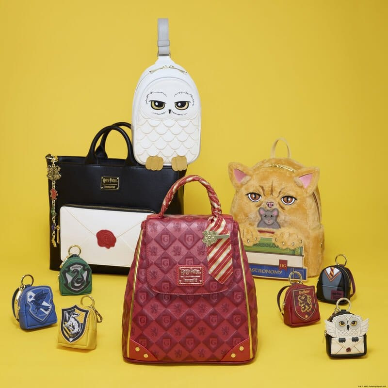 Harry Potter by Loungefly Backpack and Tote Bag Hogwarts Letter 1