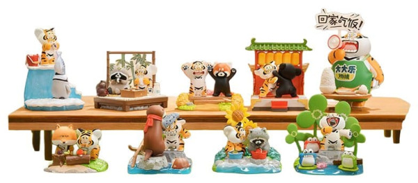 Alexander The Fat TigerBlind Box Mini Figures Little Tiger and his companions Display (8)