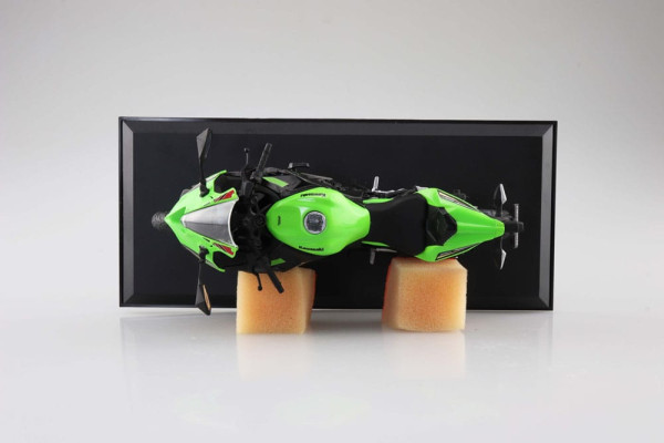 Diecast Bike Series Statue 1/12 Kawasaki Ninja ZX-25R Lime Green×Ebony 16 cm 8