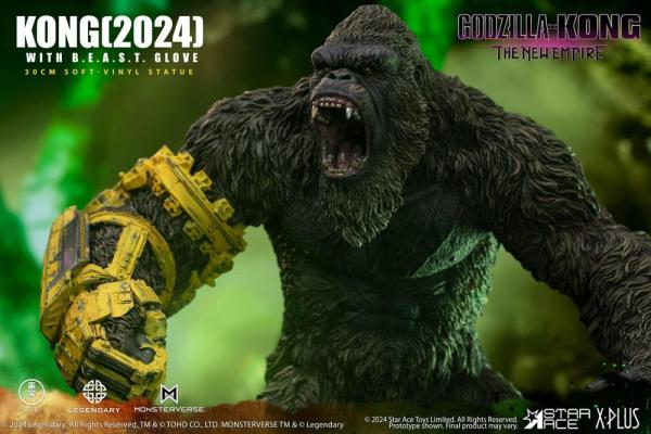 Godzilla vs. Kong: The New Empire Soft Vinyl Statue Kong with B.E.A.S.T. Glove 30 cm 4