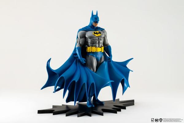 DC Comics: Batman Classic Version 1/8 PX PVC Statue - Pure Arts