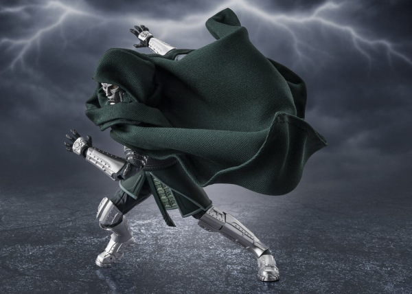 Marvel S.H.Figuarts Action Figure Doctor Doom (Avengers: Doomsday) 16 cm 5