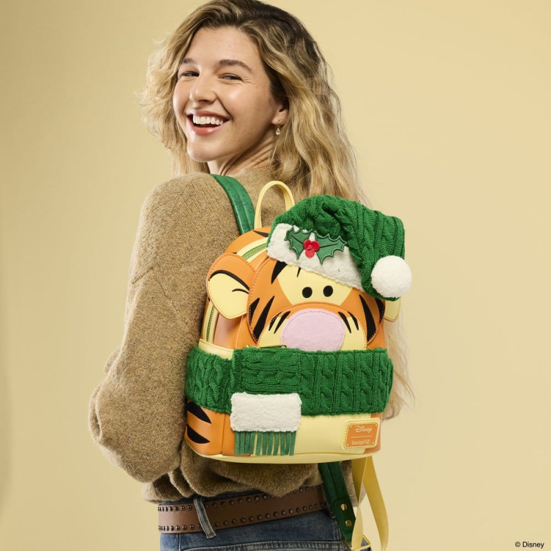 Winnie the Pooh by Loungefly Mini Backpack Holiday 1