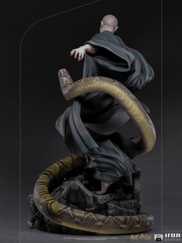 Harry Potter Legacy Replica Statue 1/4 Voldemort & Nagini 58 cm 3