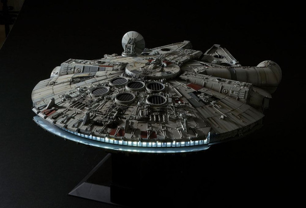 Star Wars Episode IV Perfect Grade Plastic Model Kit 1/72 Millennium Falcon 48 cm 4