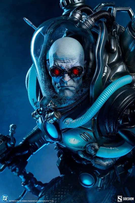 DC Comics Premium Format Figure Mr. Freeze 59 cm 4