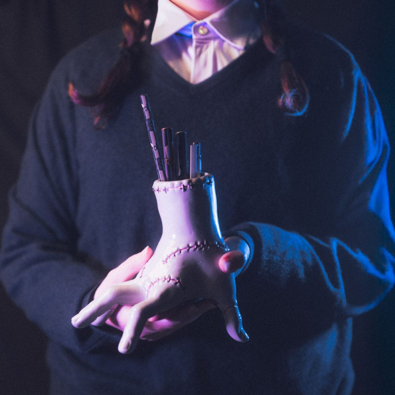 Wednesday Pencil Holder incl. Stationary Set 4