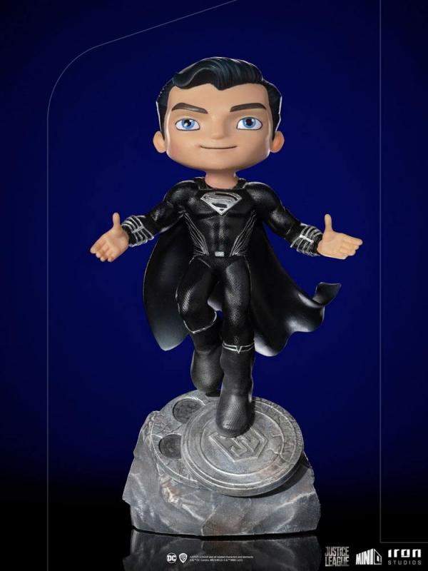 Justice League: Superman Black Suit 18 cm Mini Co. Deluxe PVC Figure - Iron Studios