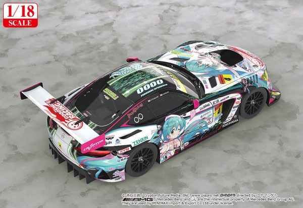 Hatsune Miku GT Project Vehicle 1/18 Good Smile Hatsune Miku AMG 2019 Ver. 26 cm 2