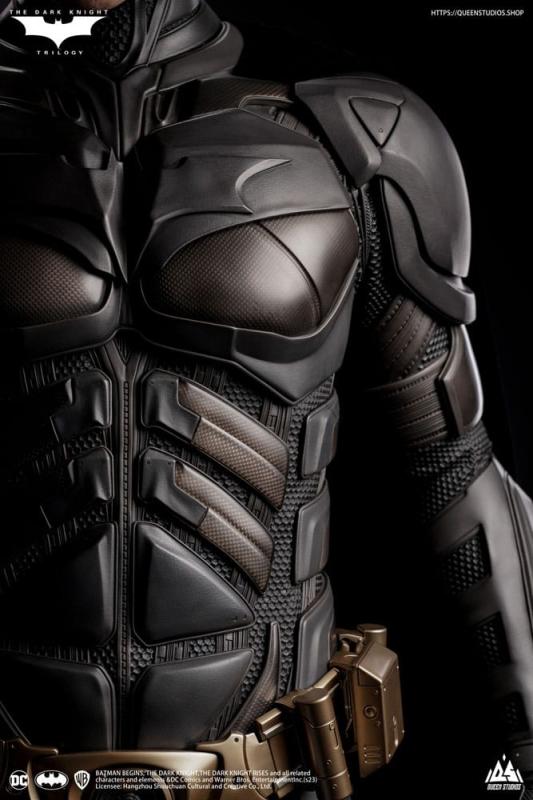 The Dark Knight: Batman Deluxe Edition 1/1 Statue - Queen Studios