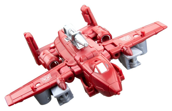 Transformers Age of the Primes Deluxe Class Action Figure Autobot Powerglide 11 cm 3