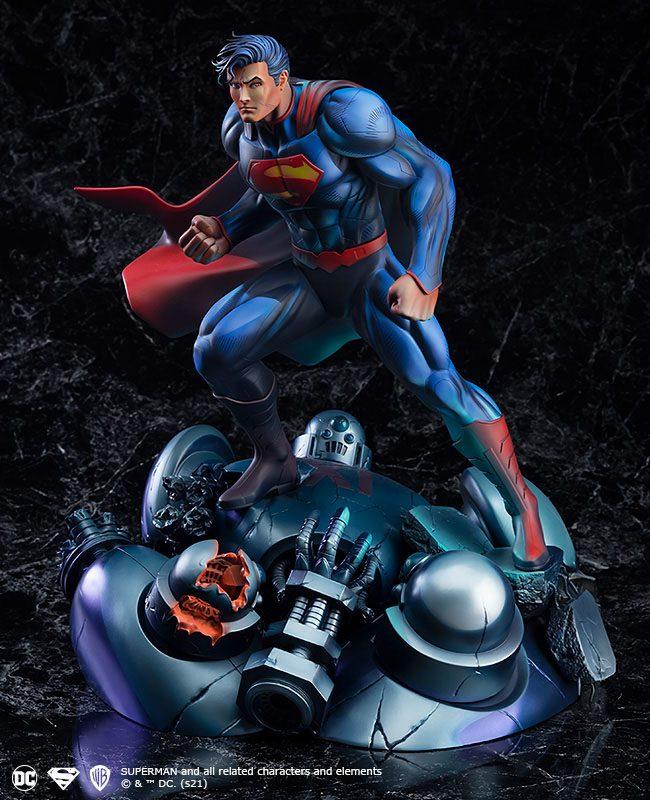 DC Comics: Superman 1/6 Art Respect Statue - Good Smile Company