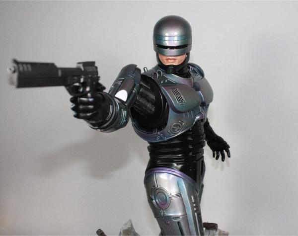 RoboCop Statue 1/4 RoboCop 53 cm 11