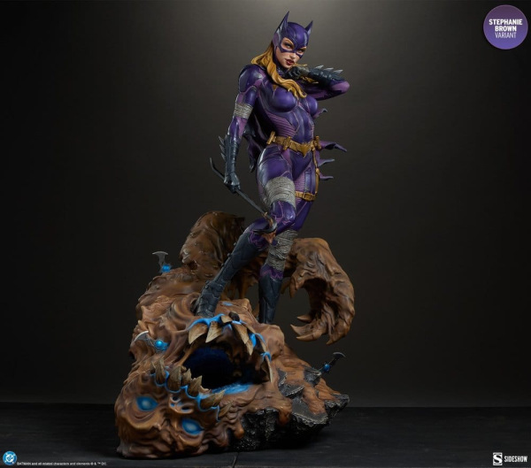DC Comics Premium Format Figure Batgirl (Stephanie Brown Variant) 55 cm 12