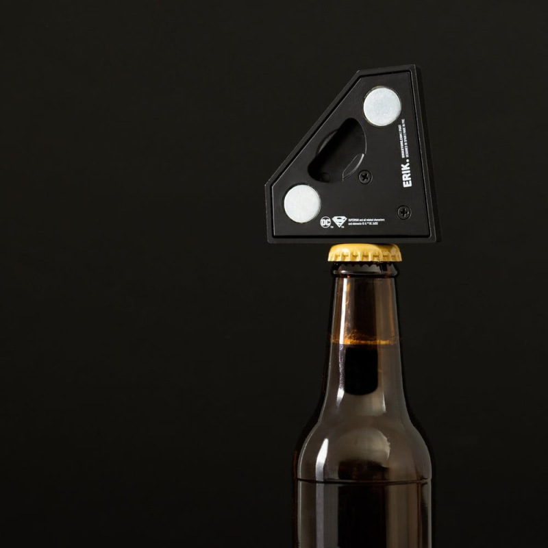 DC Comics Magnet with Bottle Opener Superman 9 cm 4