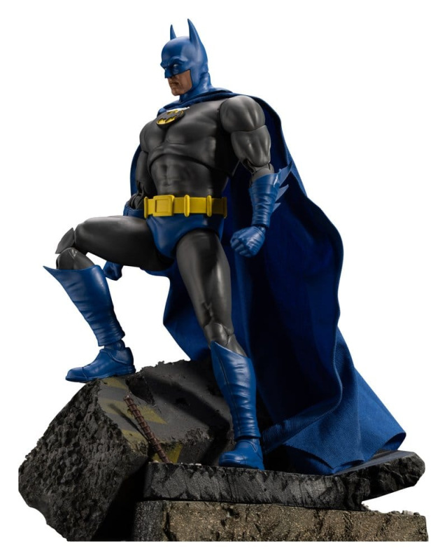 DC Comics Action Figure Batman Limited Edition 21 cm 2