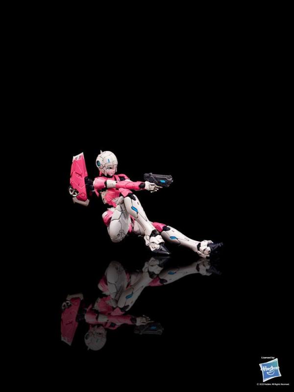 Transformers Furai Model Plastic Model Kit Arcee (re-run) 16 cm