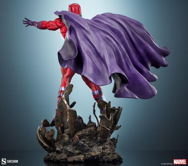 Marvel Premium Format Statue Magneto: Master of Magnetism 64 cm