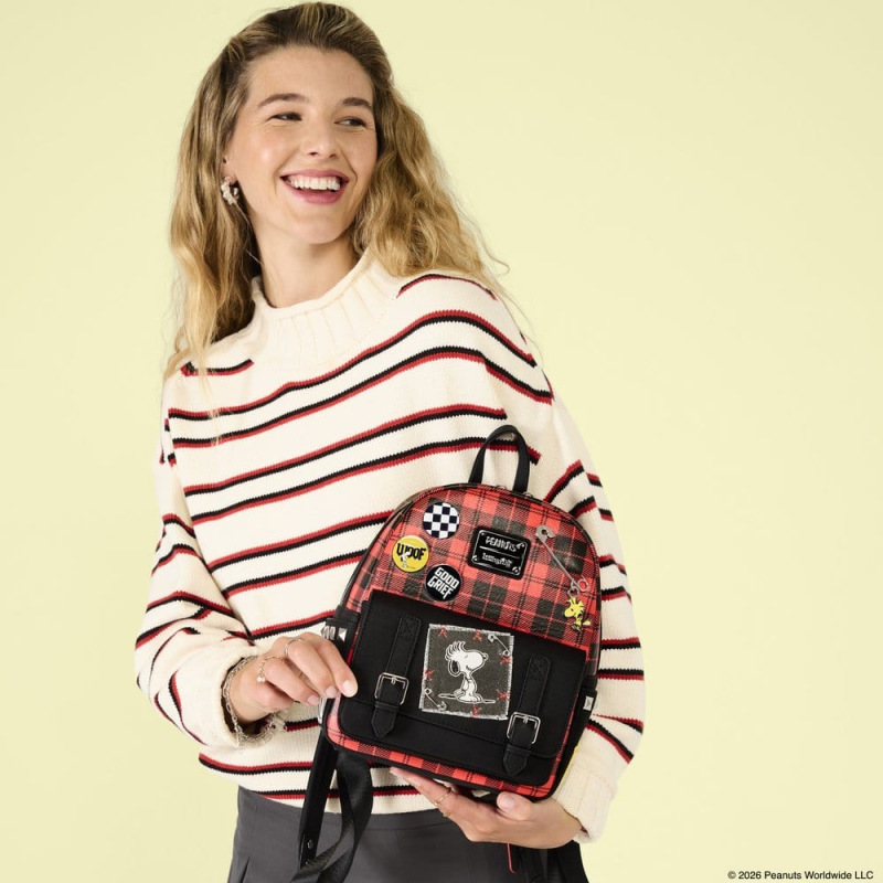 Peanuts by Loungefly Mini Backpack Snoopy Grunge 1